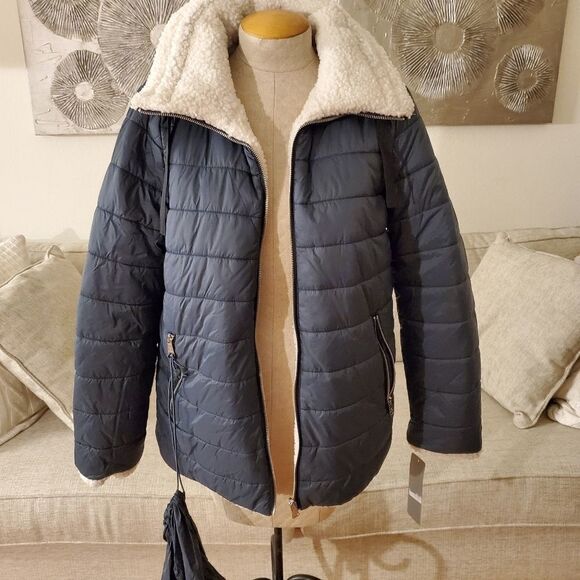Bernardo Reversible Faux Shearling Puffer Jacket - Picture 5 of 12